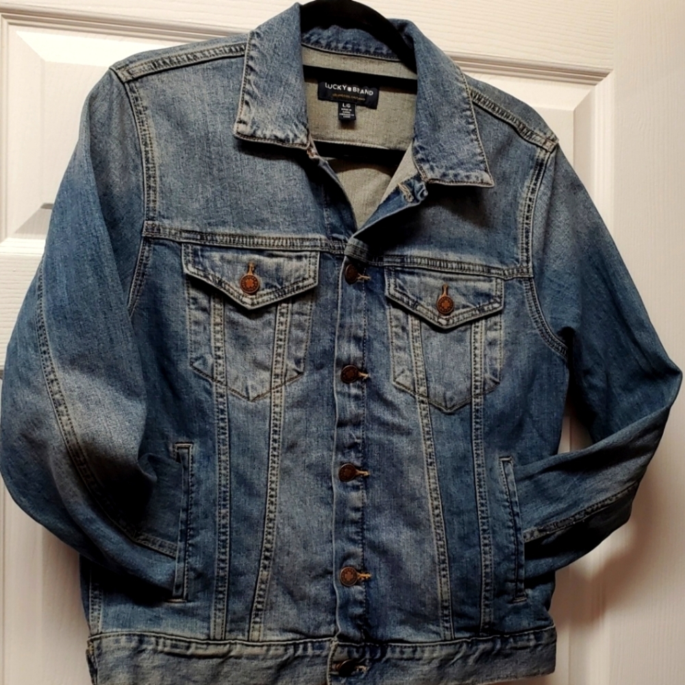 Tomboy Denim Trucker Jacket by Lucky Brand  Size L - Unisex - Picture 3 of 4